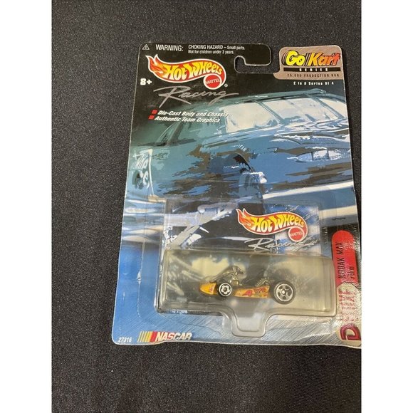 Hot Wheels Racing NASCAR Deluxe Kodak Max Film & Tide Helicopter Diecast ~ NEW - Picture 6 of 16